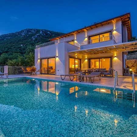 Cukurbag Koeyue Doga Manzarali Poeta *