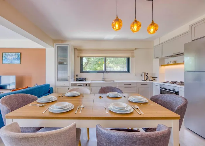 Cukurbag Koeyue Doga Manzarali Poeta וילה